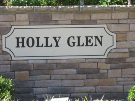 Holly_Glen_Entrance